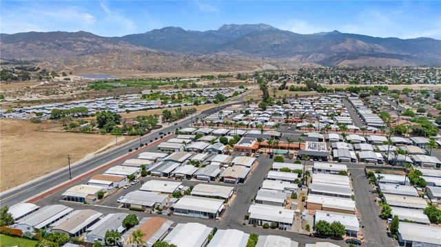 881 N Lake 362, Hemet, CA 92544