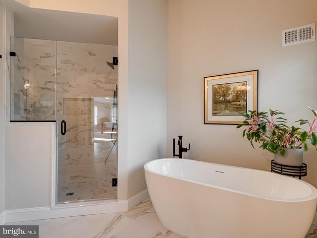 585 BRIGHTON WAY, Phoenixville, PA 19460