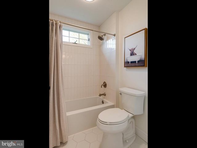 585 BRIGHTON WAY, Phoenixville, PA 19460