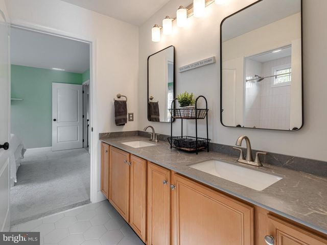 585 BRIGHTON WAY, Phoenixville, PA 19460