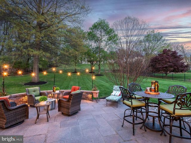 585 BRIGHTON WAY, Phoenixville, PA 19460