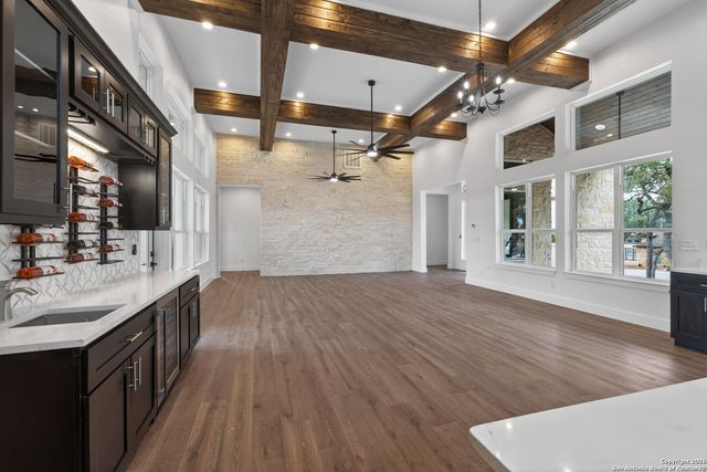 101 C Chisholm, Blanco, TX 78606