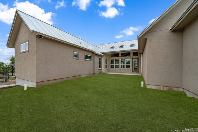 101 C Chisholm, Blanco, TX 78606