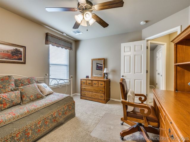 7521 E Galveston Street, Broken Arrow, OK 74014