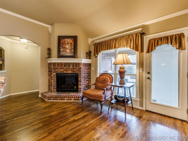 7521 E Galveston Street, Broken Arrow, OK 74014