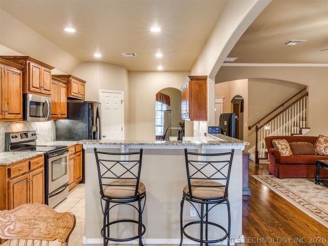 7521 E Galveston Street, Broken Arrow, OK 74014