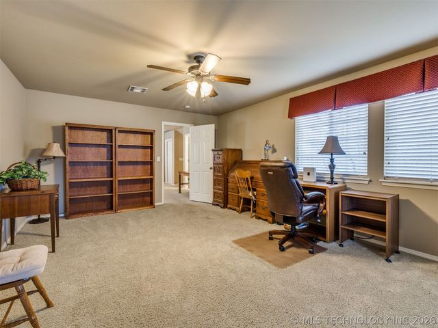 7521 E Galveston Street, Broken Arrow, OK 74014