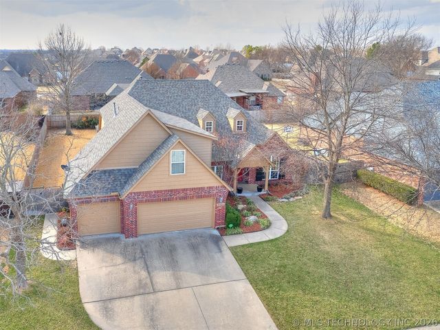7521 E Galveston Street, Broken Arrow, OK 74014