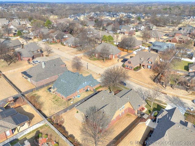 7521 E Galveston Street, Broken Arrow, OK 74014