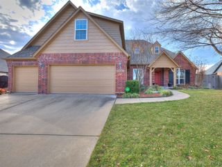 7521 E Galveston Street, Broken Arrow, OK 74014