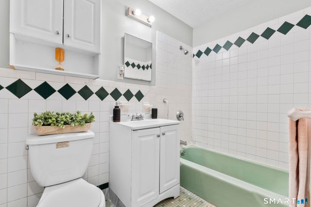 755 Wethersfield Avenue C13, Hartford, CT 06114