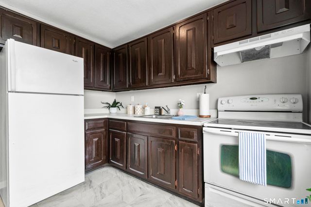 755 Wethersfield Avenue C13, Hartford, CT 06114