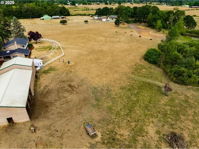 26718 CANTRELL Rd, Eugene, OR 97402