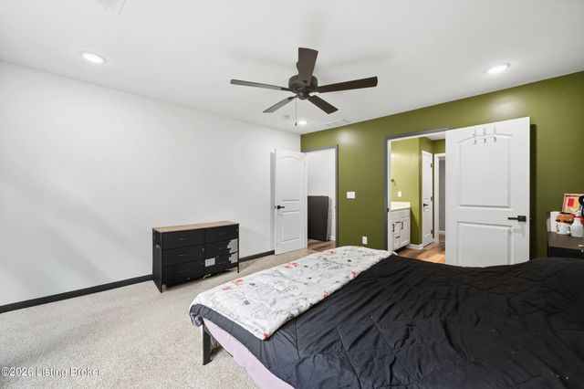 11025 Meadow Run Rd, Louisville, KY 40229