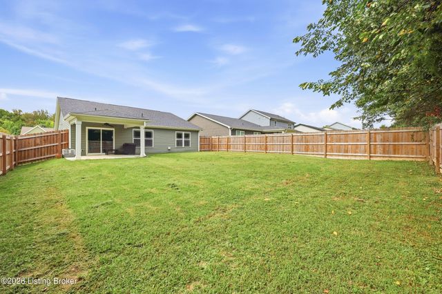 11025 Meadow Run Rd, Louisville, KY 40229