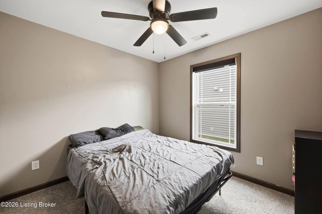 11025 Meadow Run Rd, Louisville, KY 40229