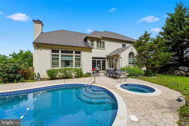 7 WOODS WAY, Reading, PA 19610