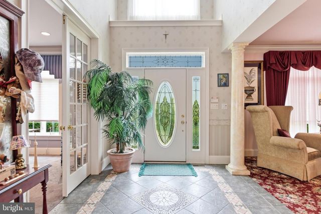 7 WOODS WAY, Reading, PA 19610