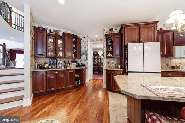 7 WOODS WAY, Reading, PA 19610