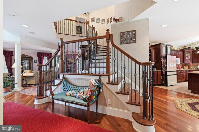 7 WOODS WAY, Reading, PA 19610