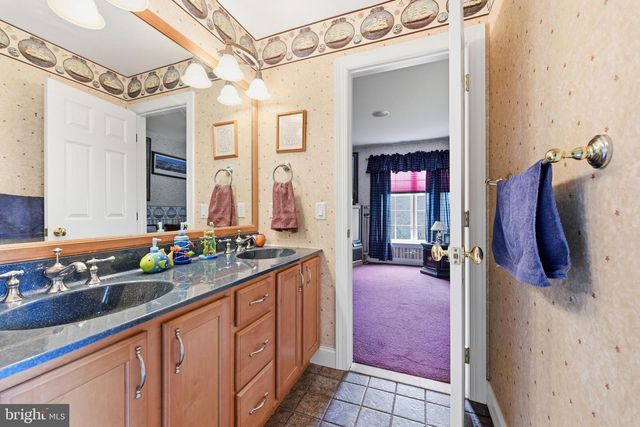 7 WOODS WAY, Reading, PA 19610