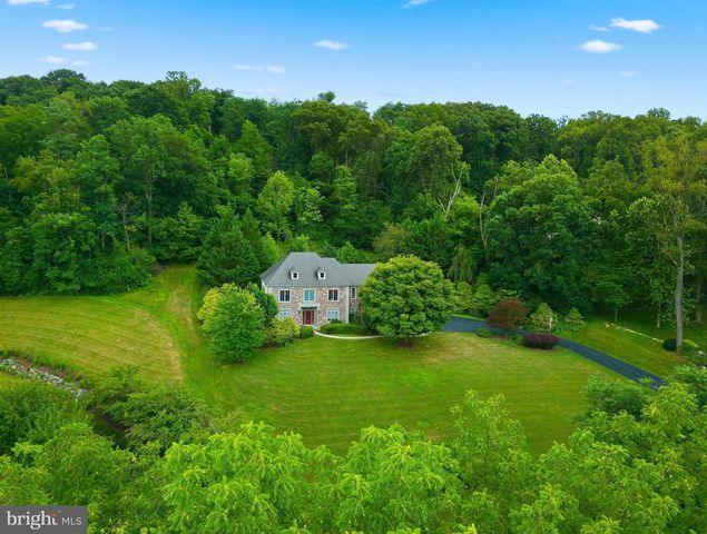 7 WOODS WAY, Reading, PA 19610