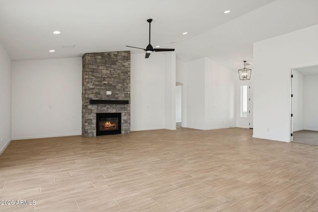 6542 N 171st Drive, Waddell, AZ 85355