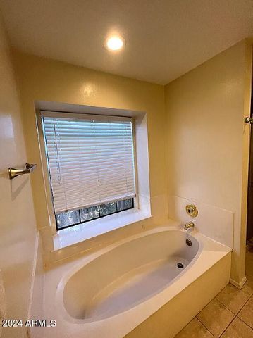 1967 E BUENA VISTA Drive, Tempe, AZ 85284