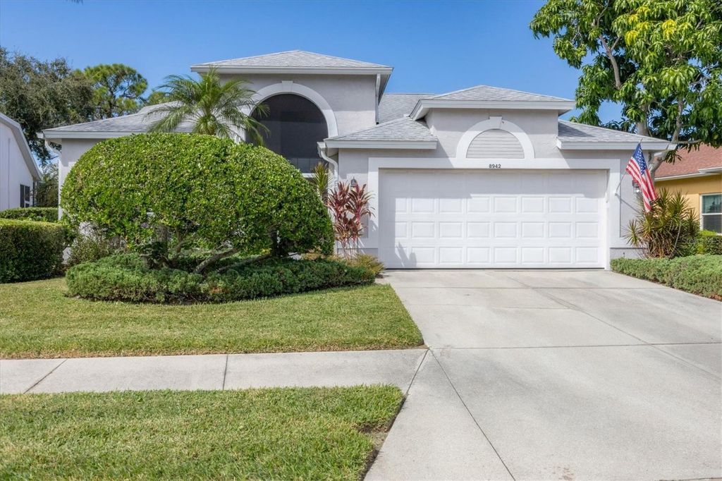 8942 OLDE HICKORY AVENUE, Sarasota, FL 34238