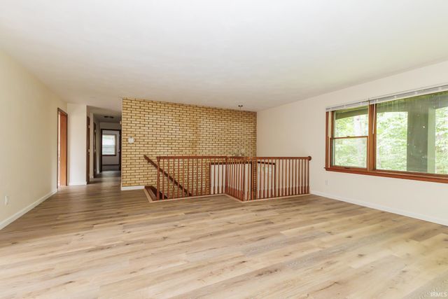 11911 W US 24 Highway, Fort Wayne, IN 46814