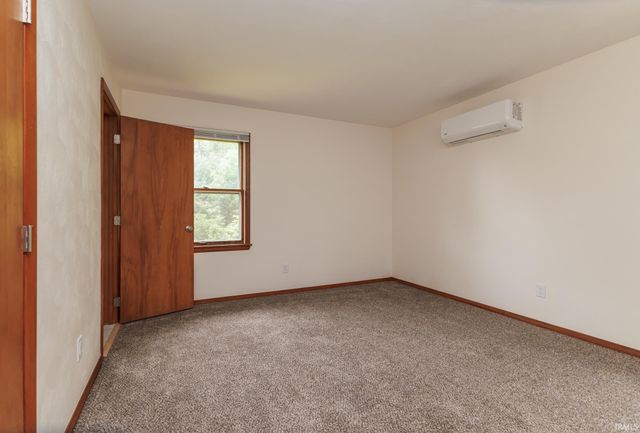 11911 W US 24 Highway, Fort Wayne, IN 46814
