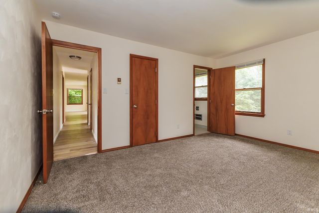 11911 W US 24 Highway, Fort Wayne, IN 46814