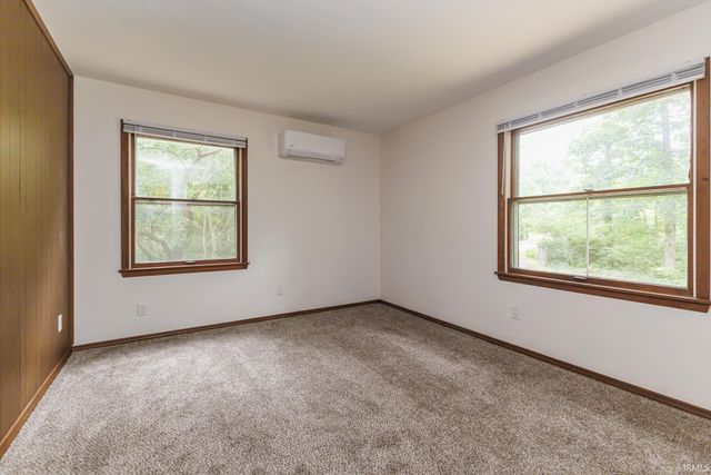 11911 W US 24 Highway, Fort Wayne, IN 46814