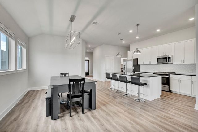 100 Patrick Herndon DR, Bastrop, TX 78602
