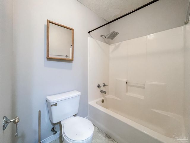 2001 W Indies Dr, Pensacola, FL 32506