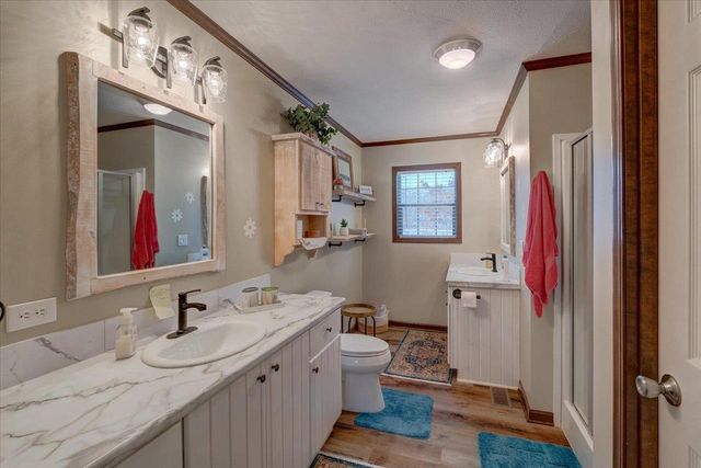 S1404 Indian Trail Parkway, Baraboo, WI 53913