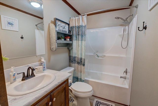 S1404 Indian Trail Parkway, Baraboo, WI 53913