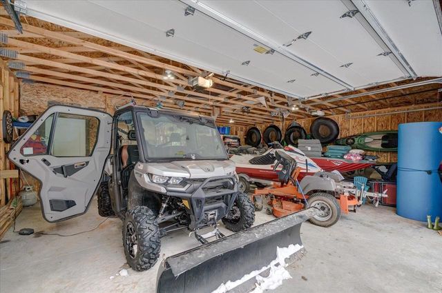 S1404 Indian Trail Parkway, Baraboo, WI 53913