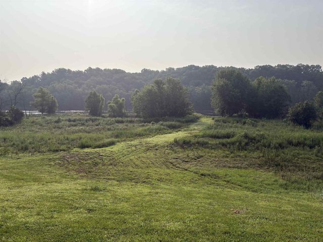 S1404 Indian Trail Parkway, Baraboo, WI 53913