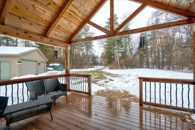 S1404 Indian Trail Parkway, Baraboo, WI 53913