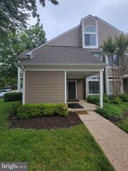 12359 STRONG CT #588, Fairfax, VA 22033