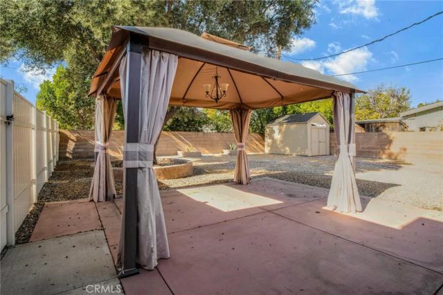 9959 Gothic Avenue, North Hills, CA 91343