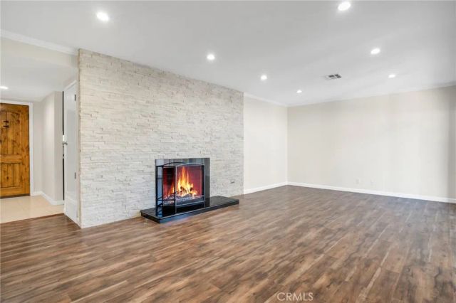 9959 Gothic Avenue, North Hills, CA 91343