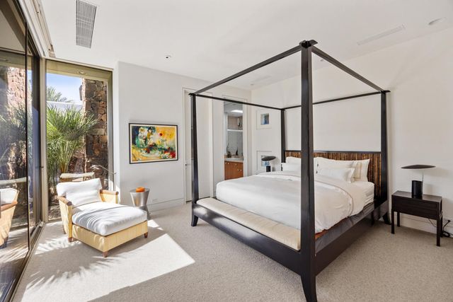 102 Waterford Circle, Rancho Mirage, CA 92270