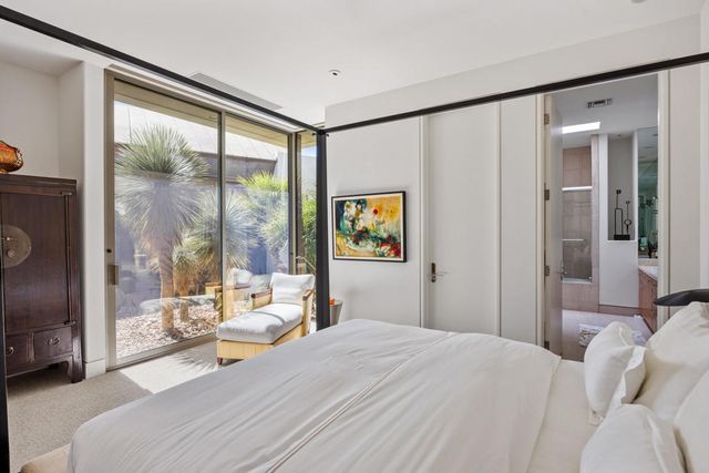 102 Waterford Circle, Rancho Mirage, CA 92270