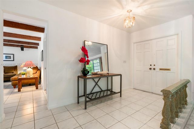 16420 SW 81st Ave, Palmetto Bay, FL 33157