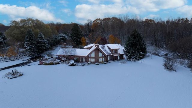 11837 CEDAR MILL Road, North East, PA 16428