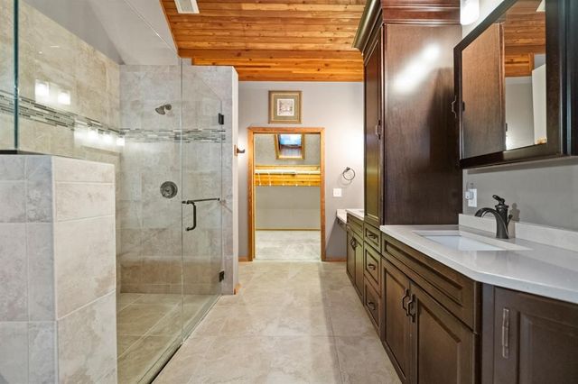 11837 CEDAR MILL Road, North East, PA 16428