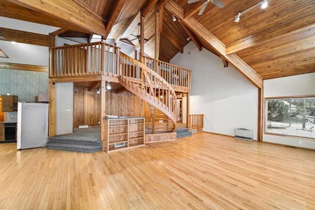 11837 CEDAR MILL Road, North East, PA 16428