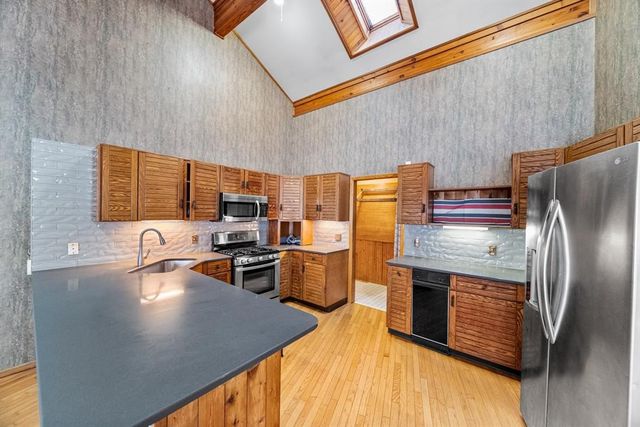 11837 CEDAR MILL Road, North East, PA 16428